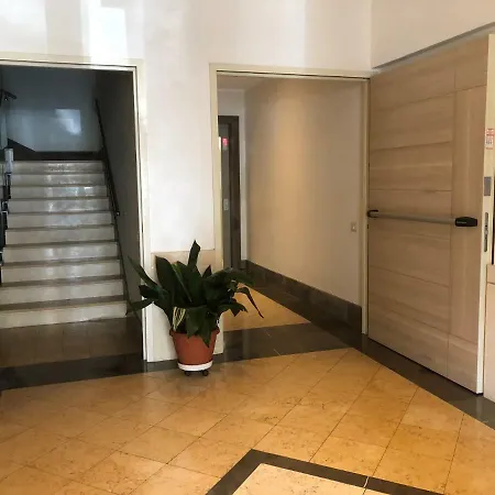 Liguria Holidays - Nuovo E Moderno In Centro アパート *